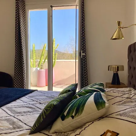 Holiday home *les Restanques Maison Des Chenes 3 Chambres* Grimaud