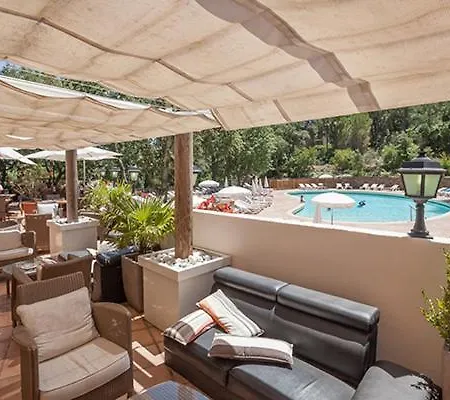 *les Restanques Maison Des Chenes 3 Chambres* Holiday home Grimaud